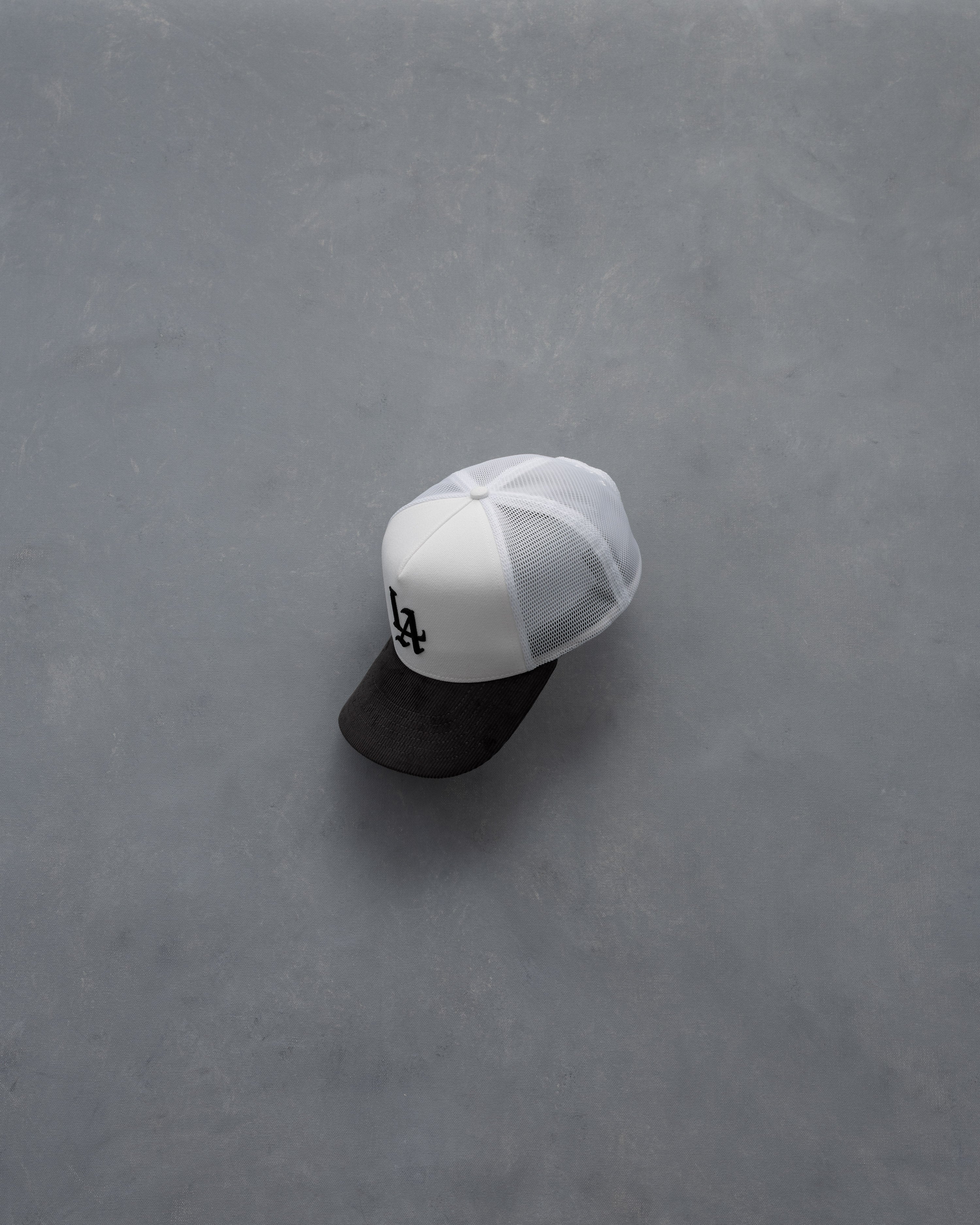 LA 001 S Cord Trucker