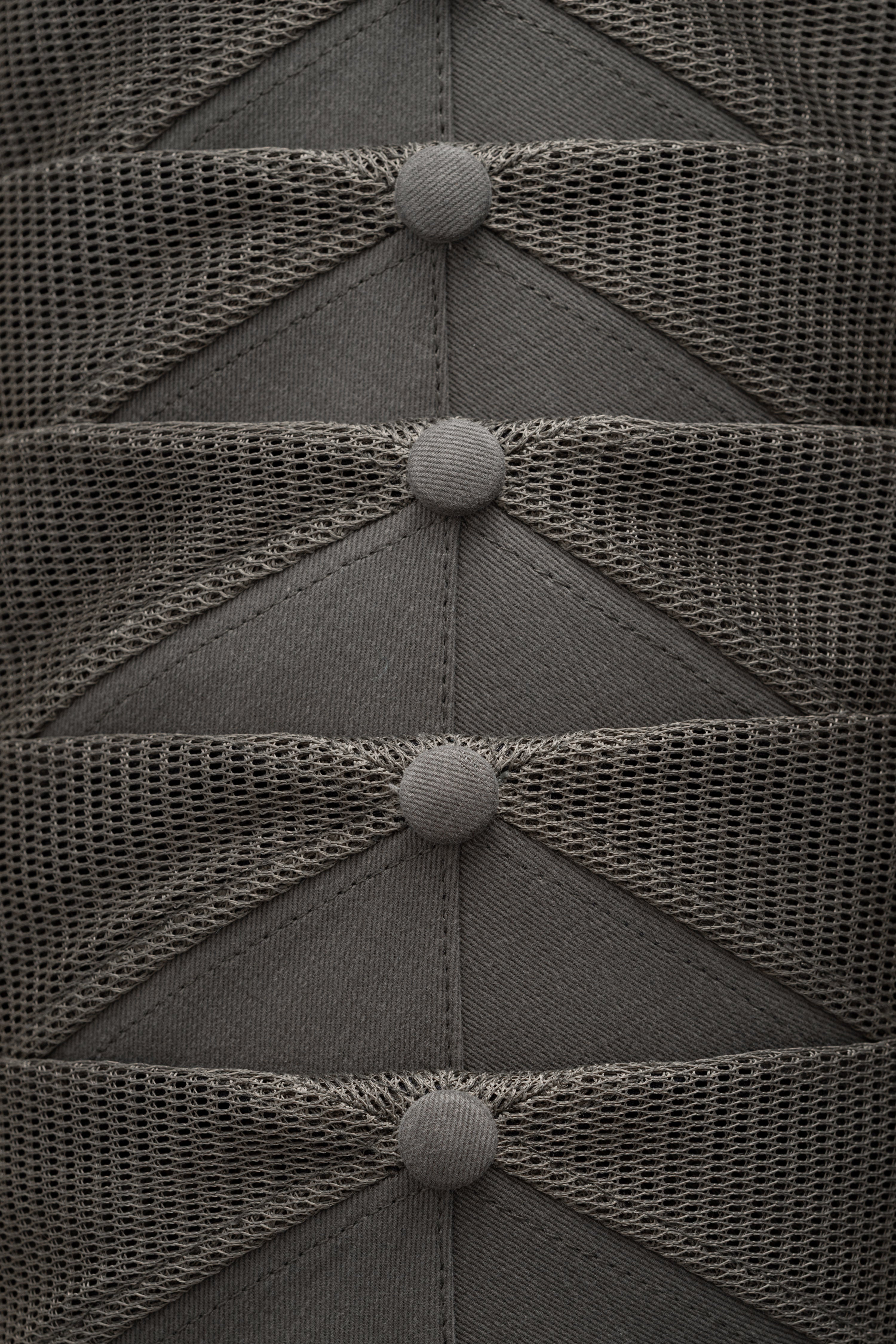 LA 001 Brushed Twill Trucker