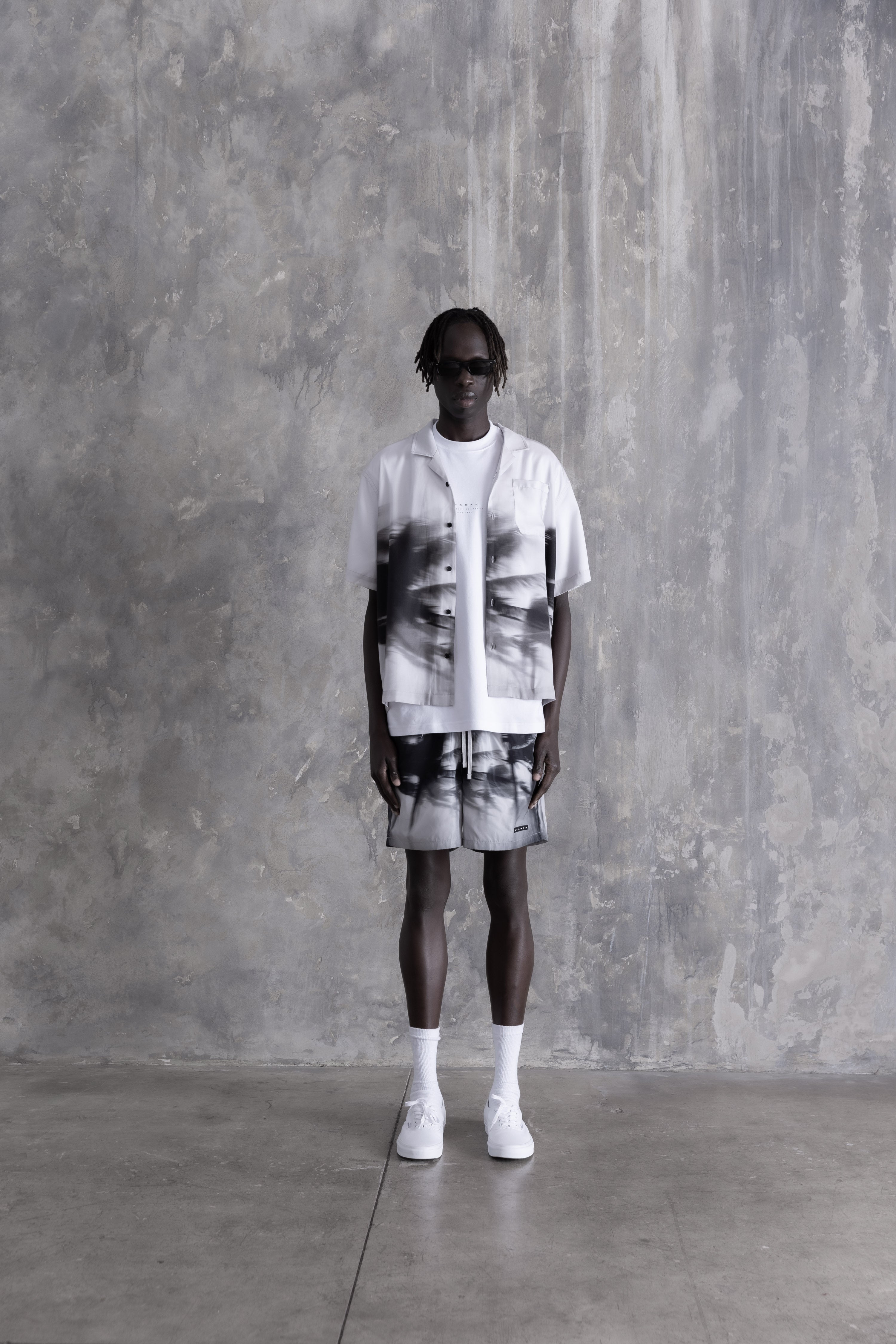 Palms in Motion Camp Collar