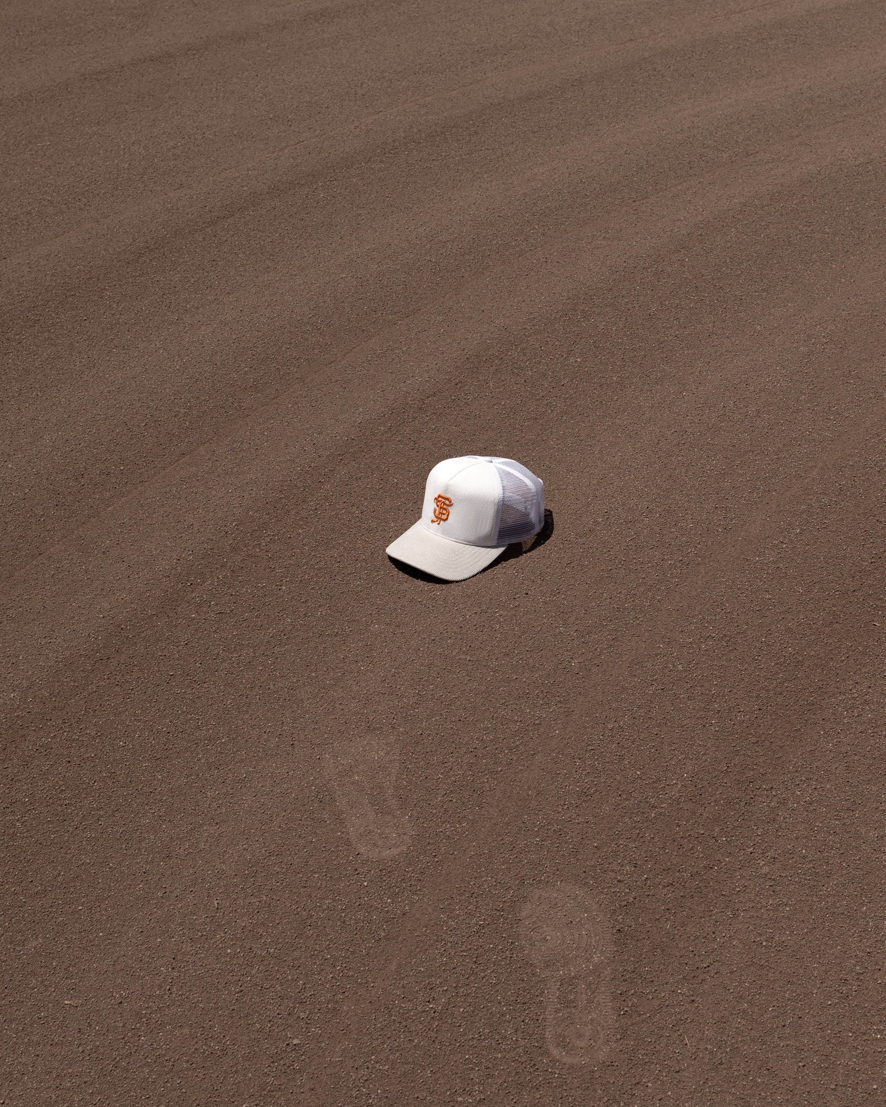 SF 001 Corduroy Trucker