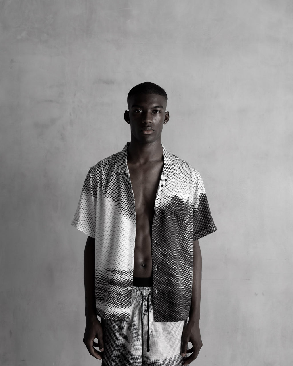 Black Wave Camp Collar