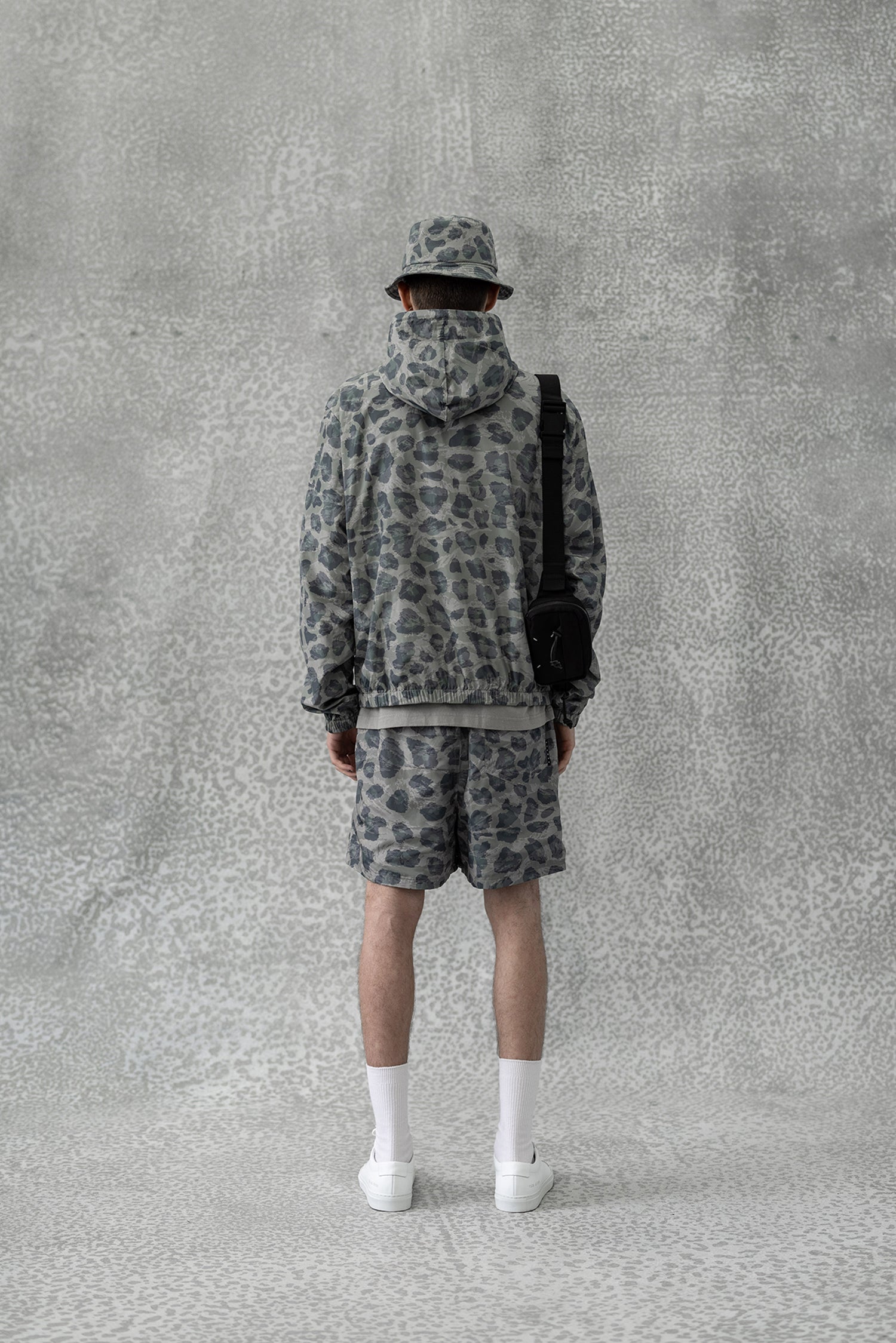 Digital Leopard Trunk